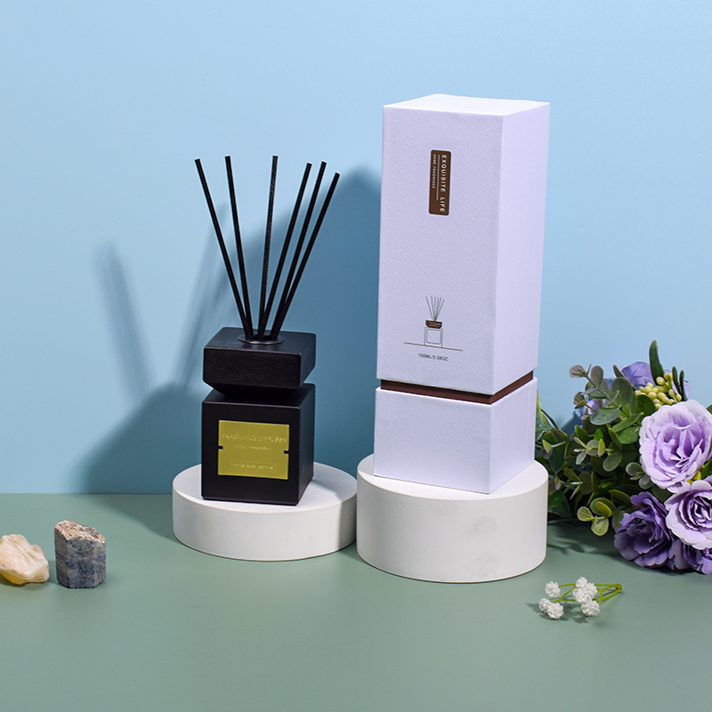 Square Bottle Wood Lid Aromatherapy Essential Oil Bedroom reed diffuser (4)