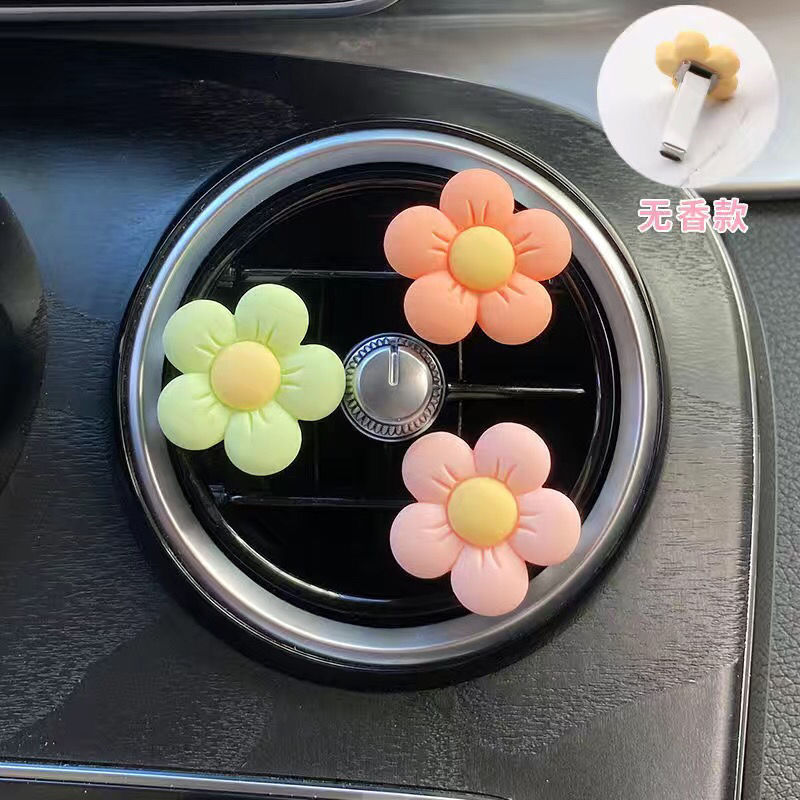 Lovely Flower Resin Car Aromatherapy to Remove Odor Outlet Decoration (4)
