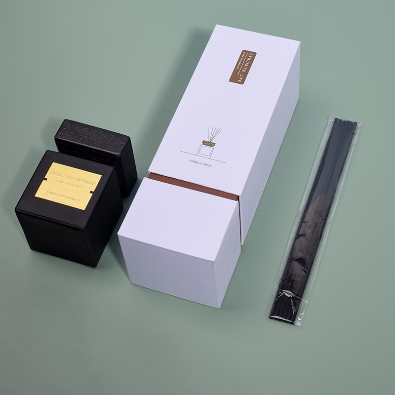 Square Bottle Wood Lid Aromatherapy Essential Oil Bedroom reed diffuser (2)